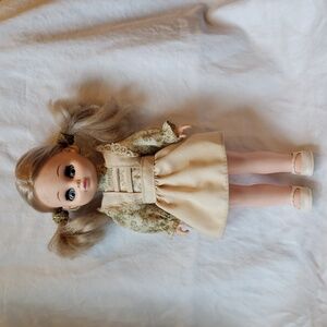 Vintage 1979 Playmates 12" Doll. Original clothes and shoes.